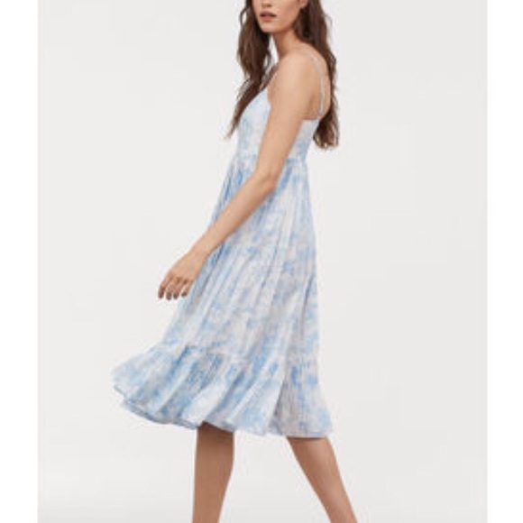 ISO H&M Pleated Dress - Picture 1 of 1